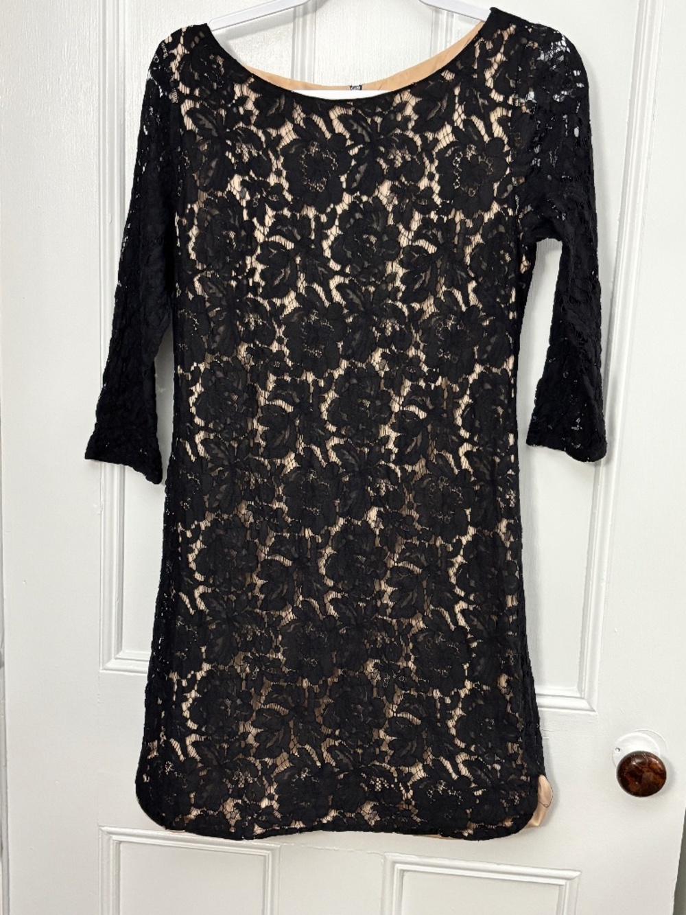 Vince Camuto black floral lace sheath dress with a beige lining